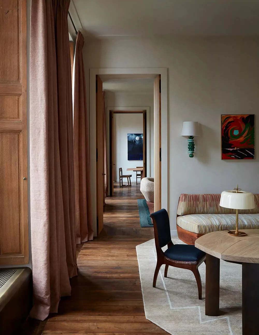 Interesting Textures and Original Details: Apartment in Paris by Pierre Yovanovitch - Gallery image 10