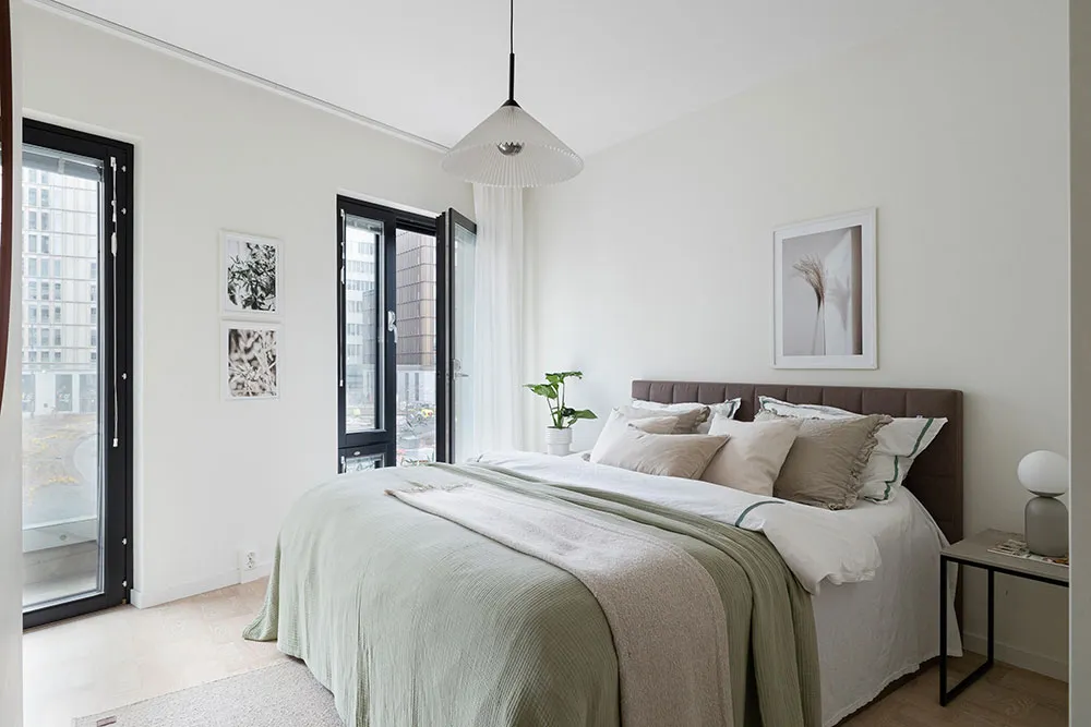 Mínimismo blanco y negro suave en Estocolmo (58 m²) - Gallery image 10