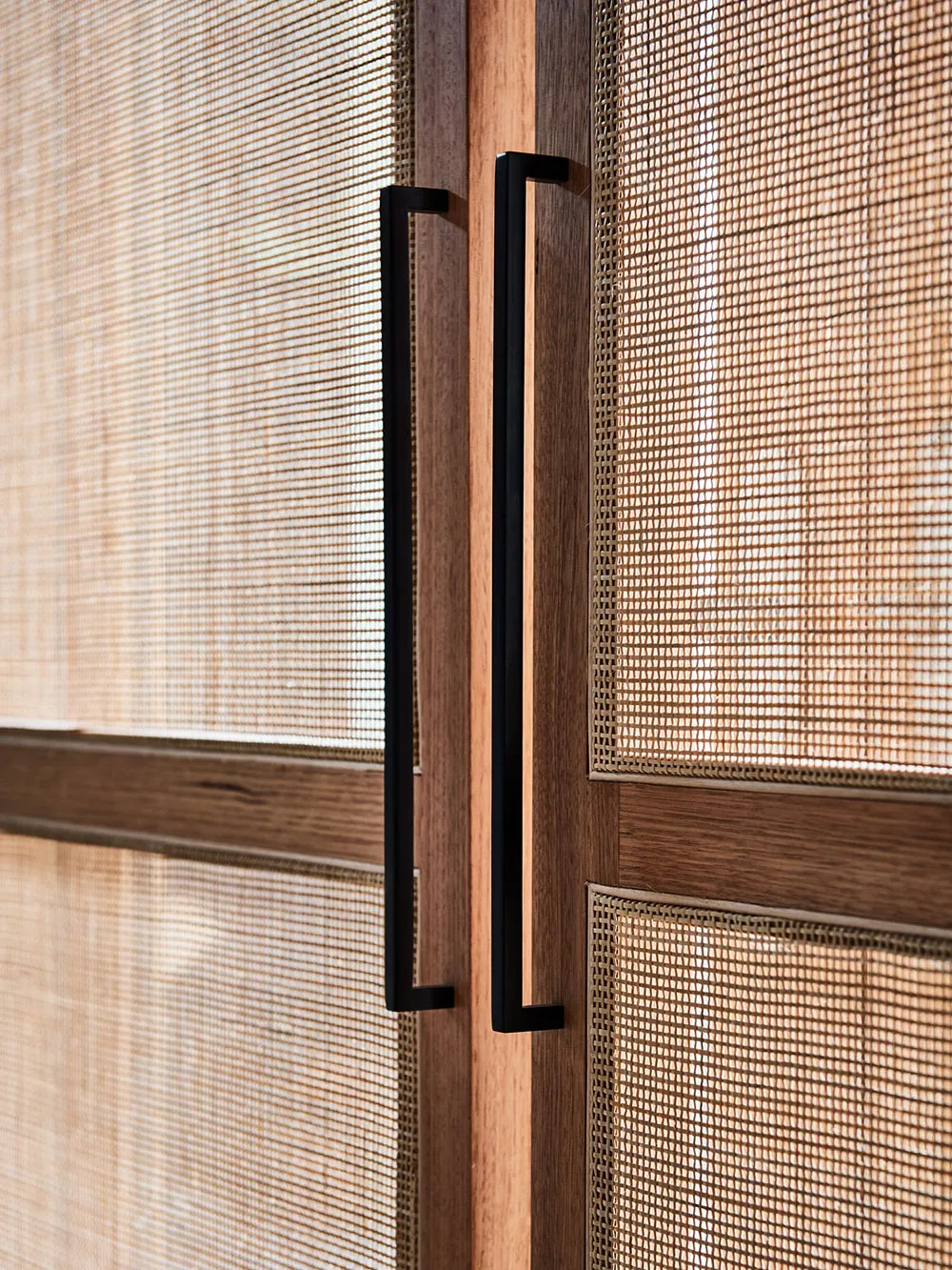 Stylowy naturalny wnętrze nowoczesnej wille w Australii - Gallery image 7