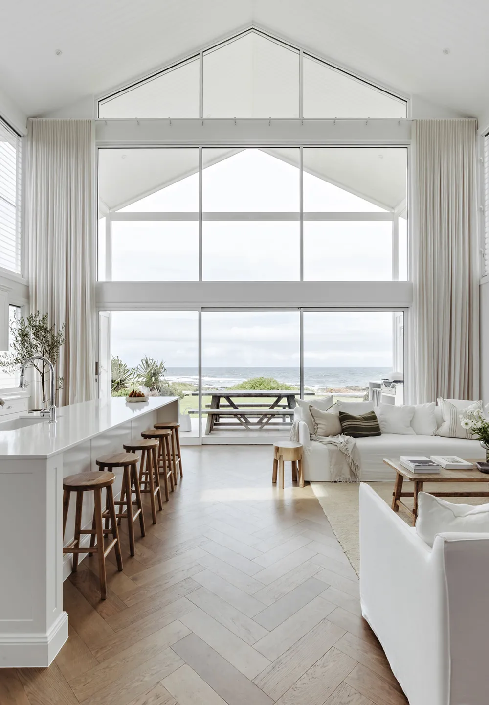 Weiß wie Zwieback: Moderne Strandhaus in Australien - Gallery image 2