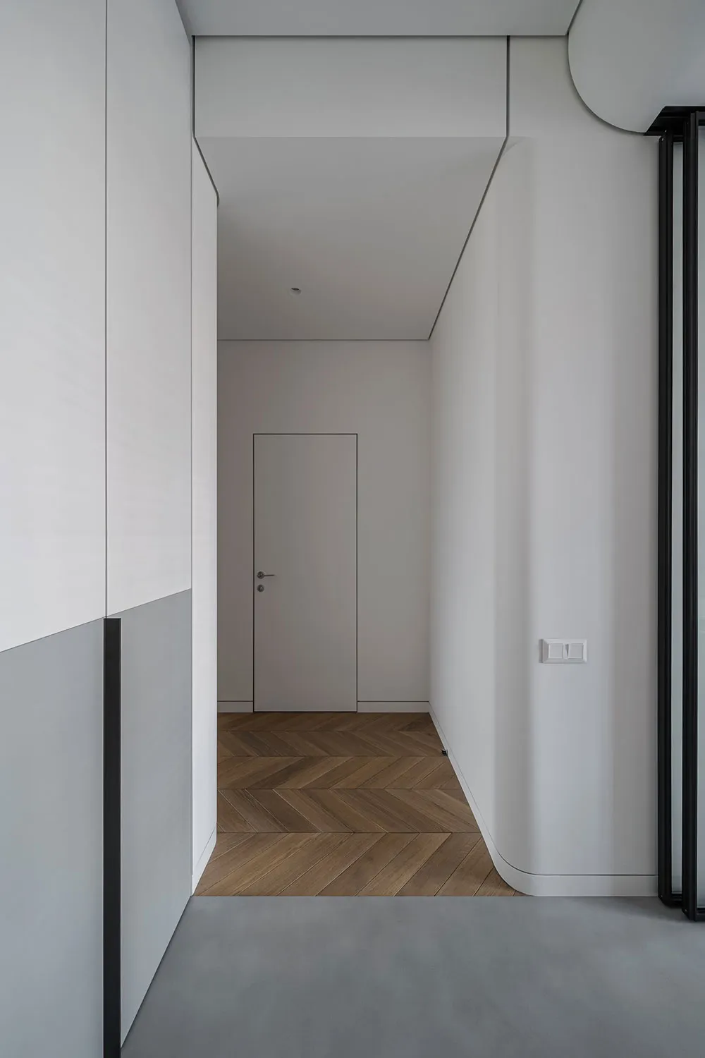 Minimalism, Rounded Corners and Shutters: Apartment in Kyiv (77 sqm) - Gallery image 8