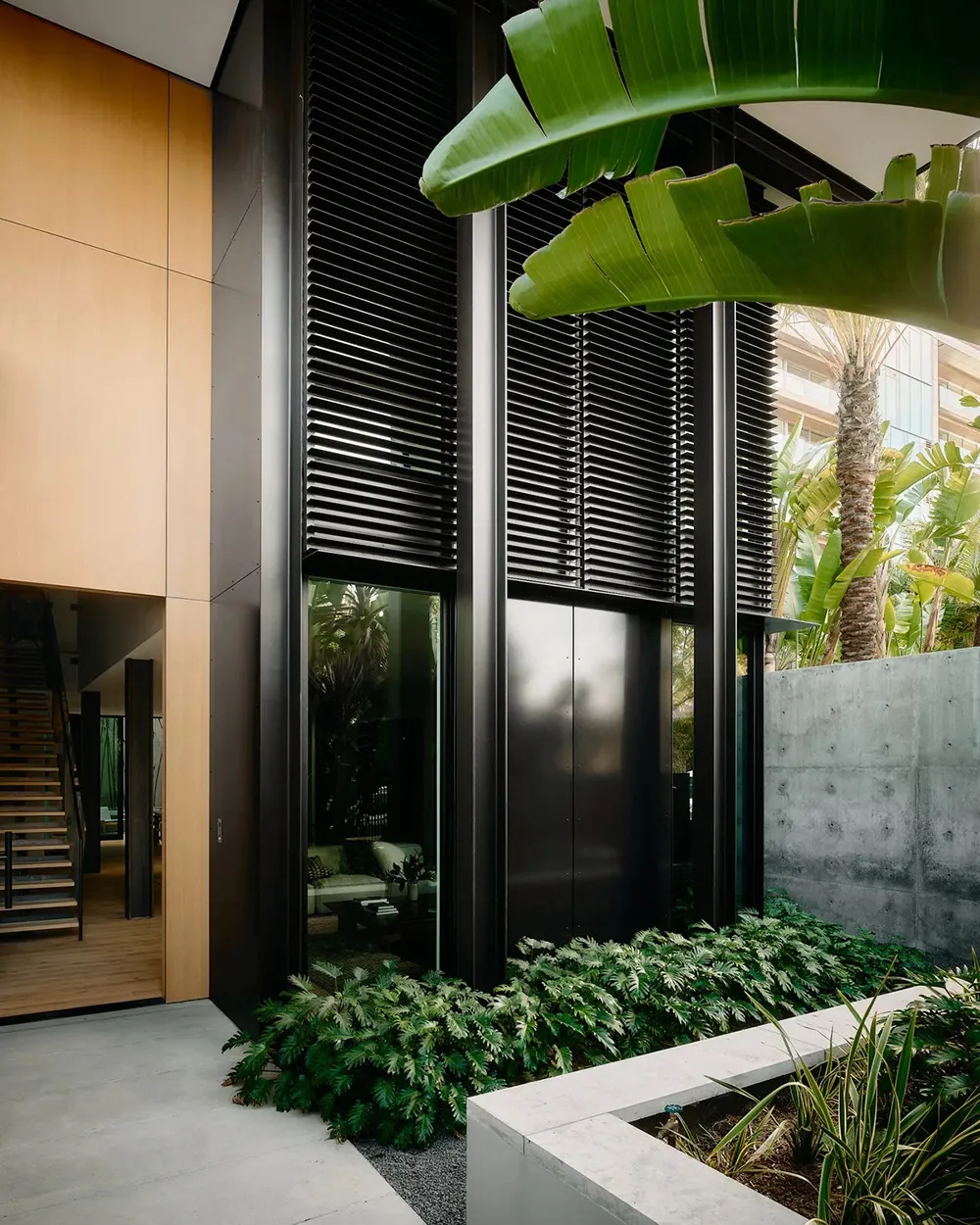 Résidence élégante à Los Angeles avec jardin exotique - Gallery image 12