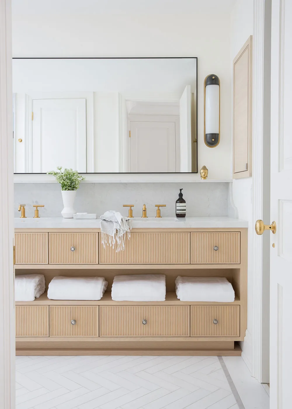 Design canadien léger par Shauna Walton Design - Gallery image 37