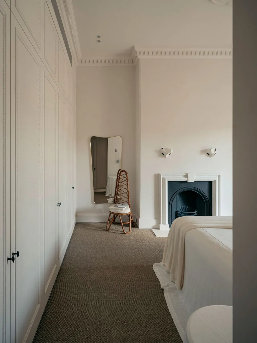 Spokojna elegancja domu projektanta w Sydney - Gallery image 11