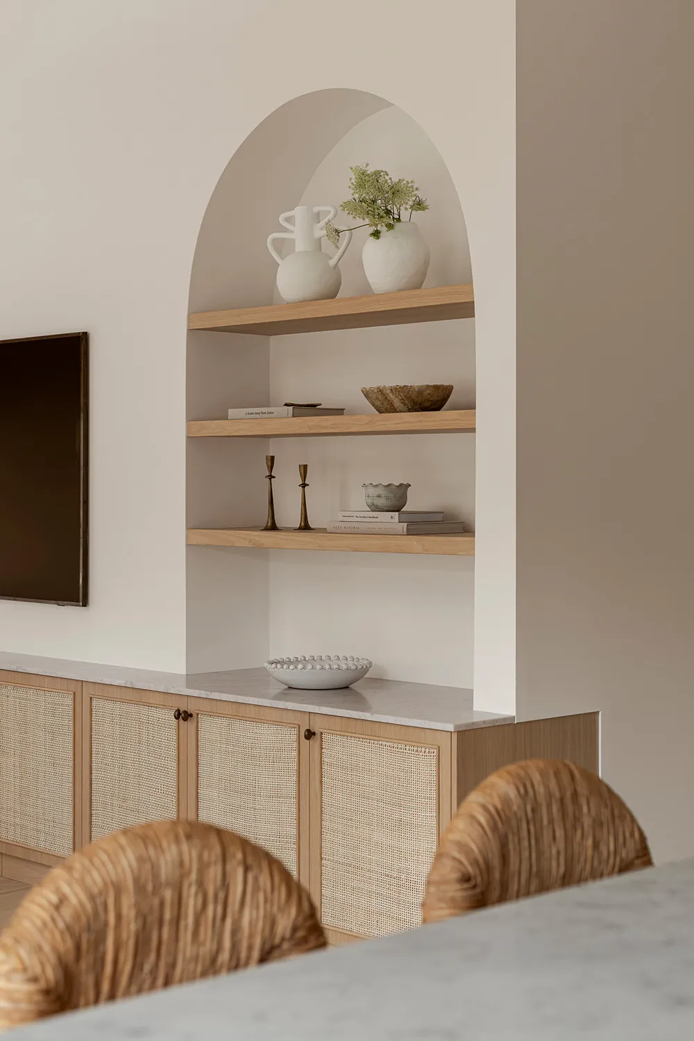 Interior that warms and relaxes: house in Sydney - Gallery image 6