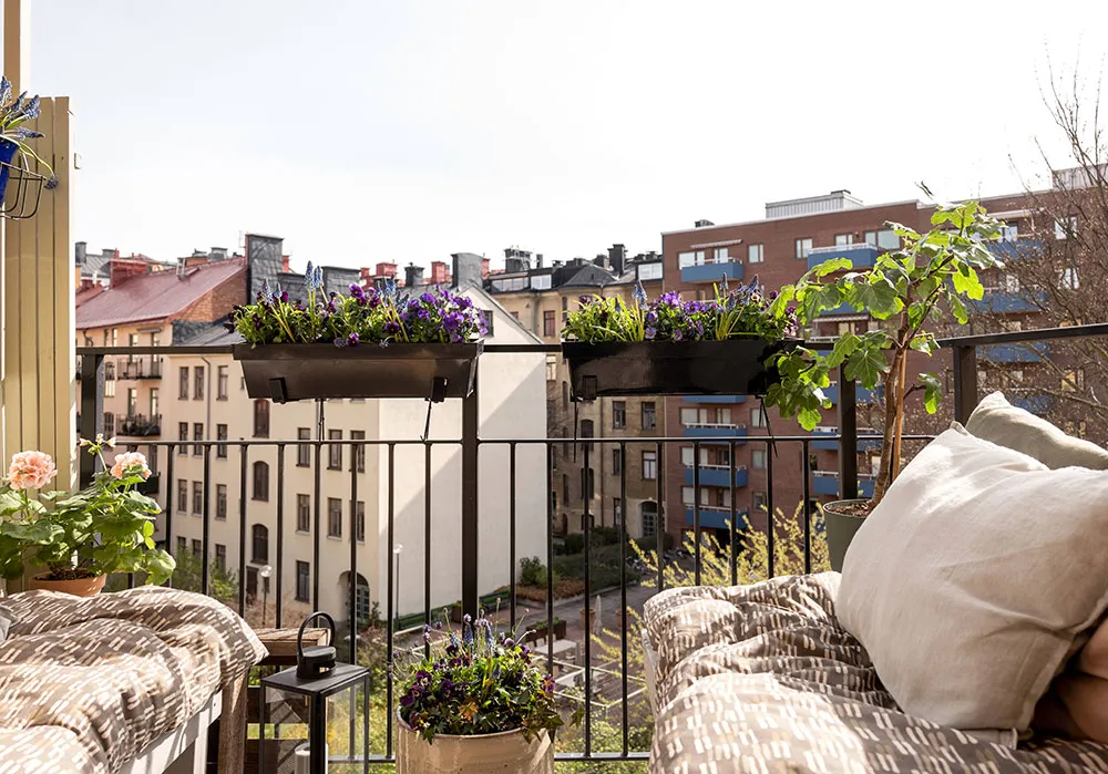 Blau- und hellgrüne Akzente: Fröhliche Wohnung in Stockholm (54 qm) - Gallery image 14