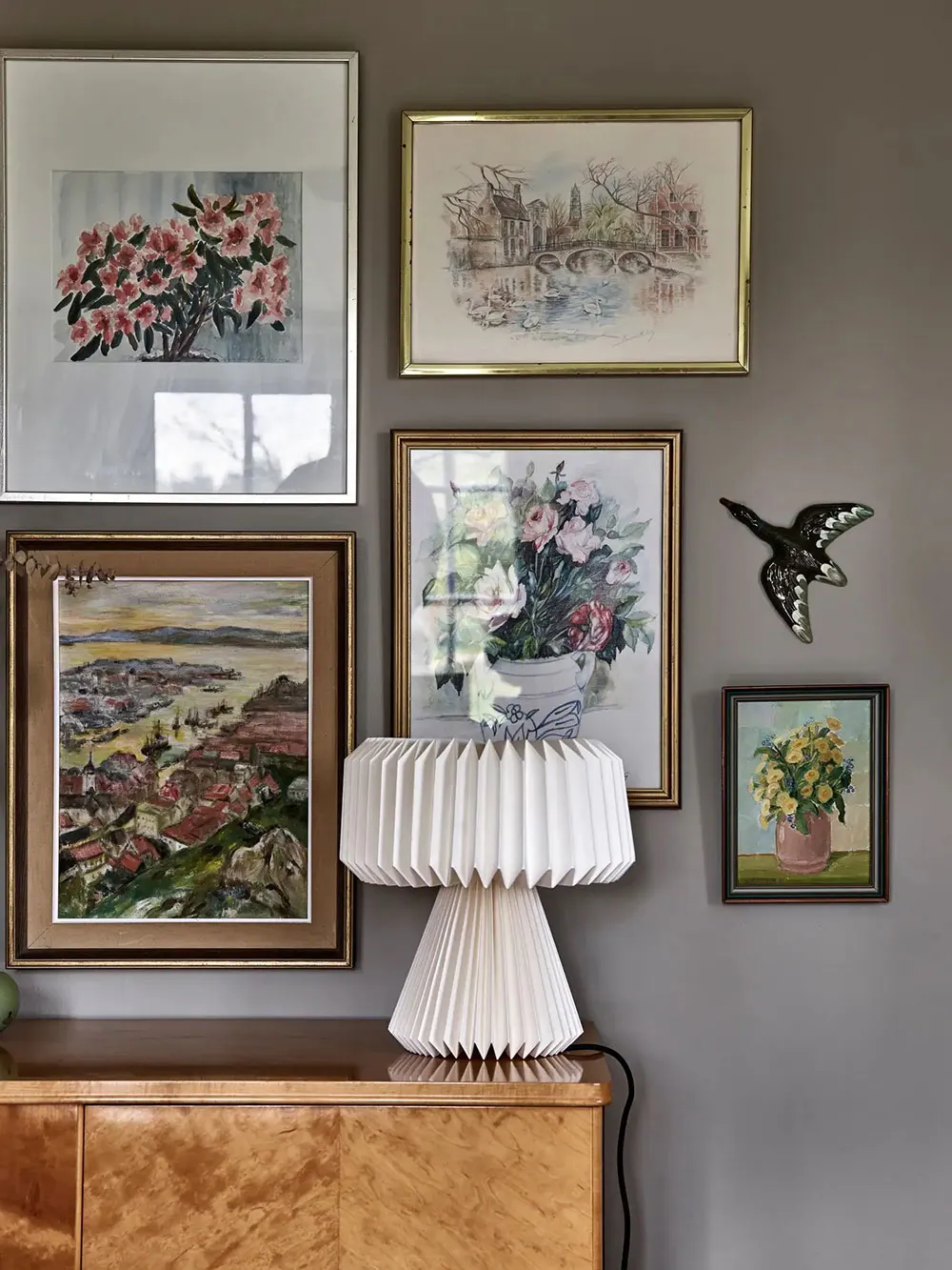 Gemütliche graue Interieurs einer ländlichen Ferienhaus in Schweden - Gallery image 13