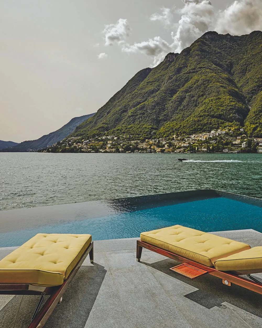 Une magnifique villa de la modeuse et designer Kyara Ferragni sur le lac Majeur - Gallery image 14