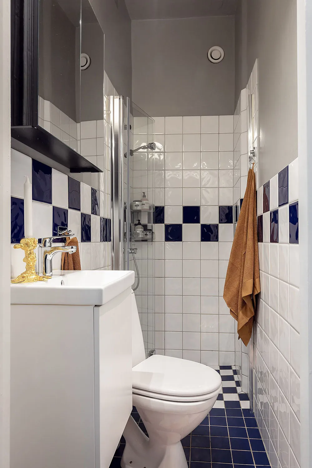 Schöne kleine Wohnung mit dunklem Boden in Stockholm (54 qm) - Gallery image 22