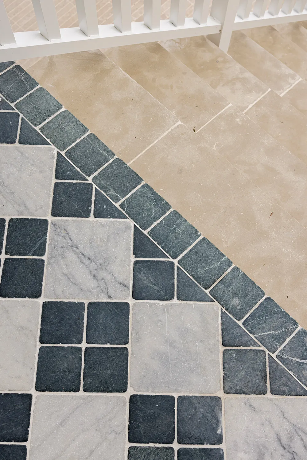 Interior that warms and relaxes: house in Sydney - Gallery image 22