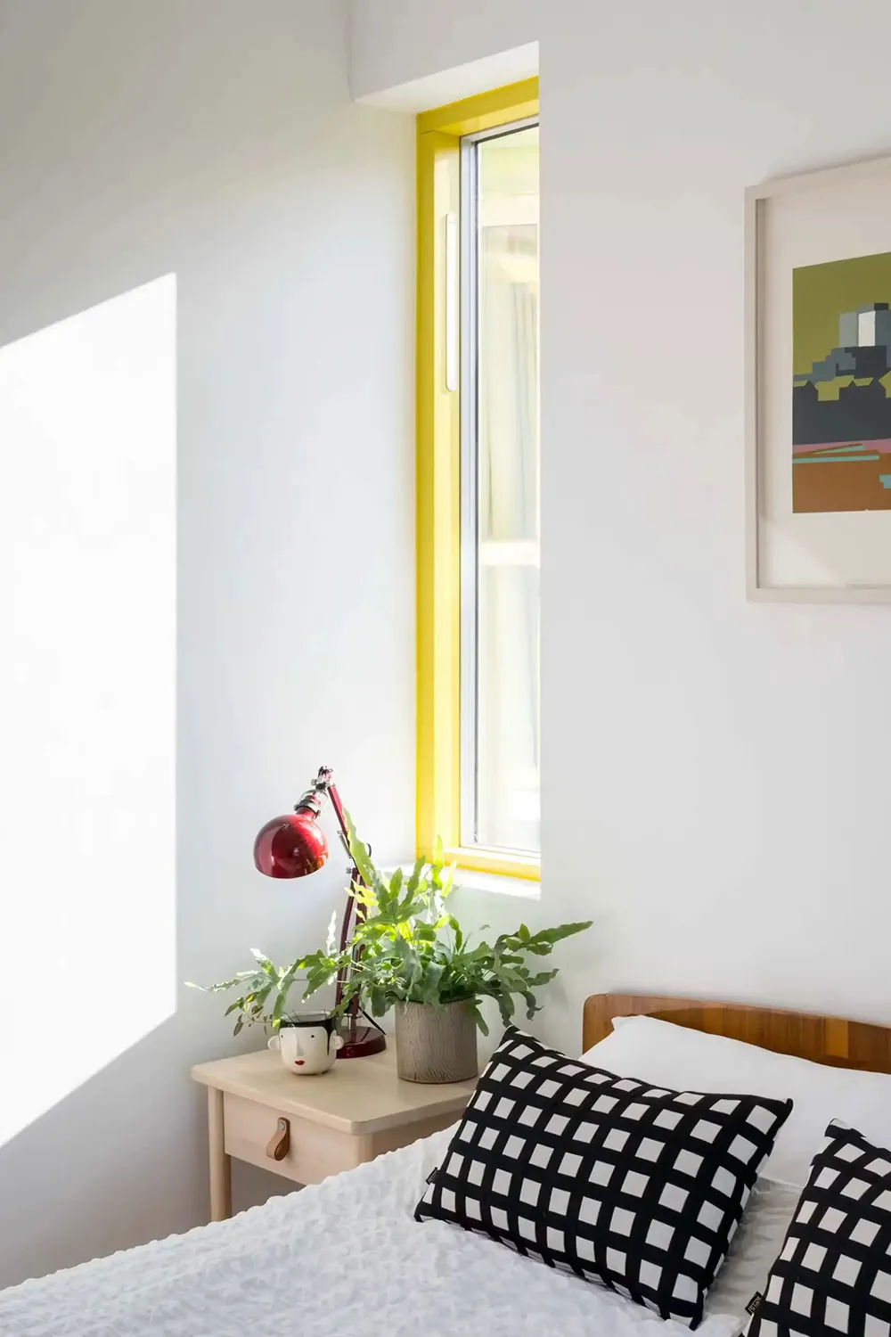 Kingdom of Pastel Tones in Interior Design of a Graphic Designer's Home in London - Gallery image 16