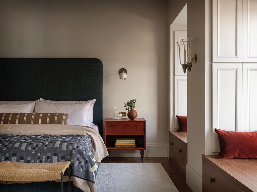 Przyjazne dzienny światło i ciekawy dekor w designie domu w San Francisco - 6