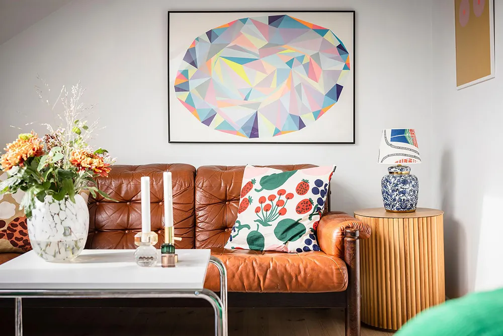 Bright two-story apartment with poster gallery in Gothenburg (83 m²) - Gallery image 29