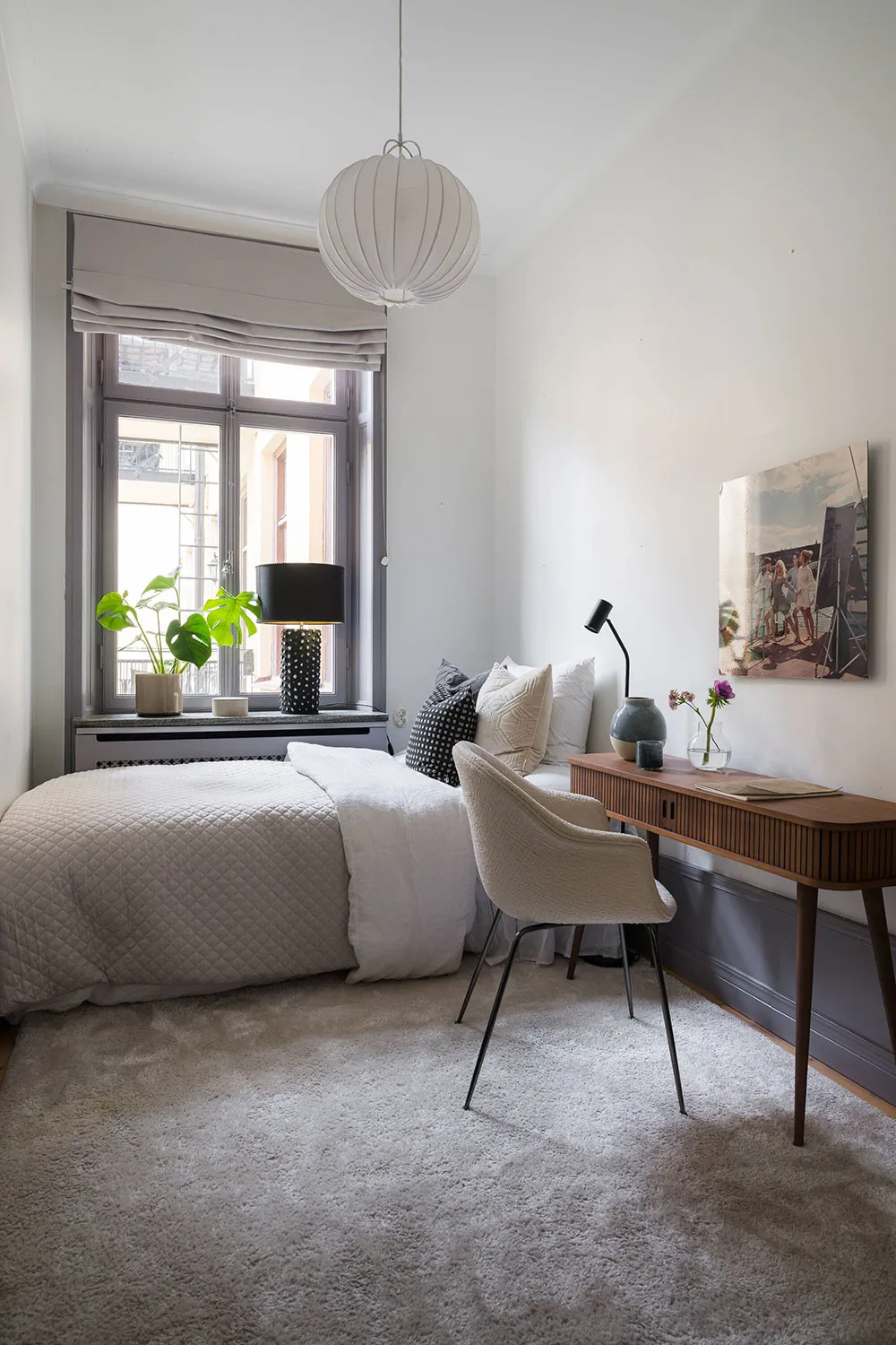 Planification ouverte et accents de couleur élégants : appartements à Stockholm - Gallery image 18