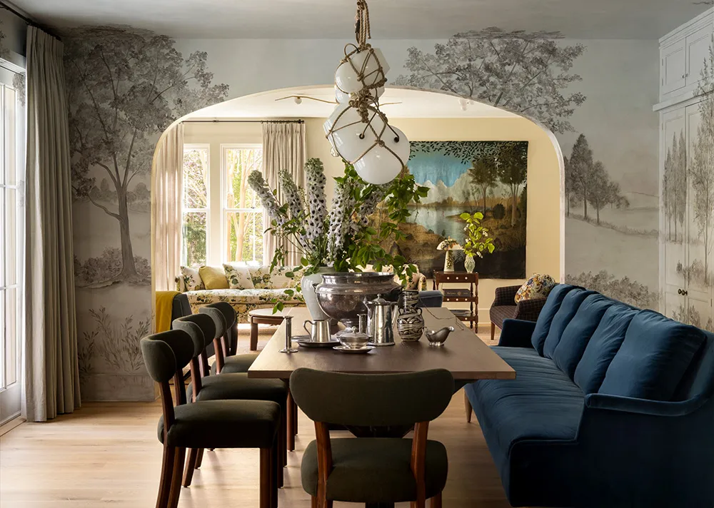 Motifs floraux dans chaque pièce : cottage confortable sur Long Island - Gallery image 4