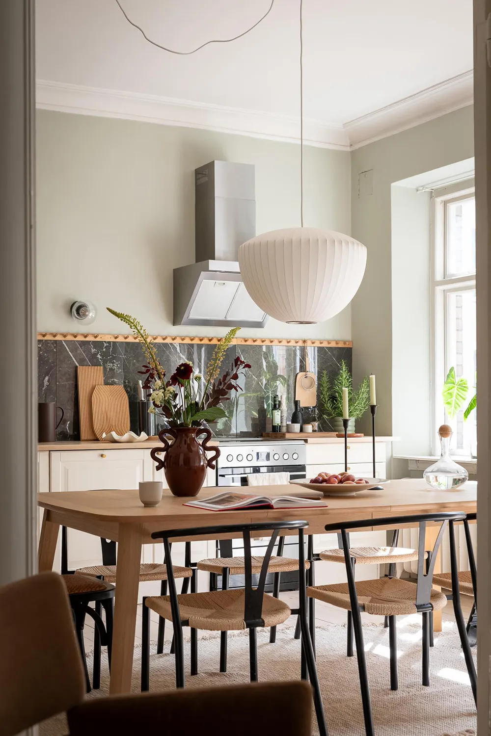 Tonos verdes y acentos cálidos: apartamento en Suecia (87 m²) - Gallery image 16