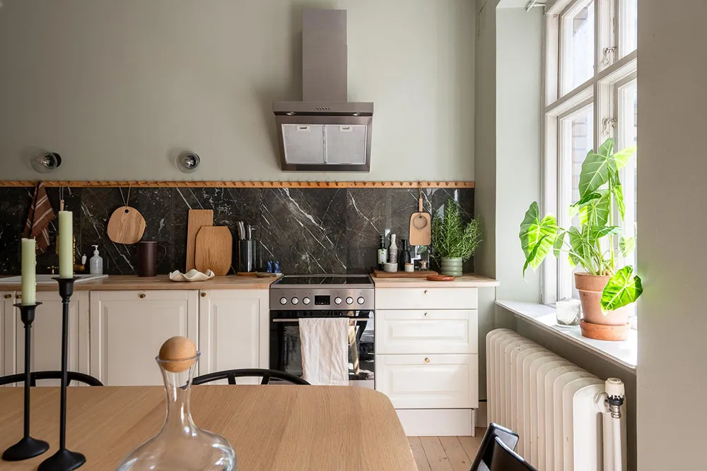 Tonos verdes y acentos cálidos: apartamento en Suecia (87 m²) - Gallery image 17