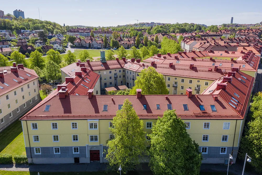 Bright two-story apartment with poster gallery in Gothenburg (83 m²) - Gallery image 42