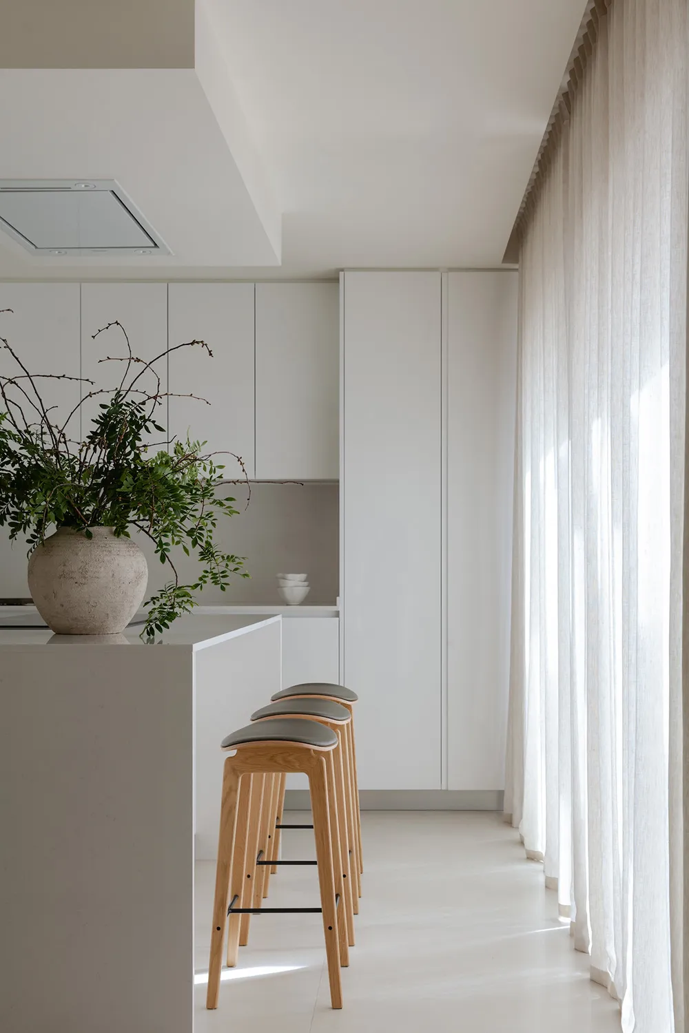 Weicher Minimalismus im Haus in Portugal - Gallery image 13