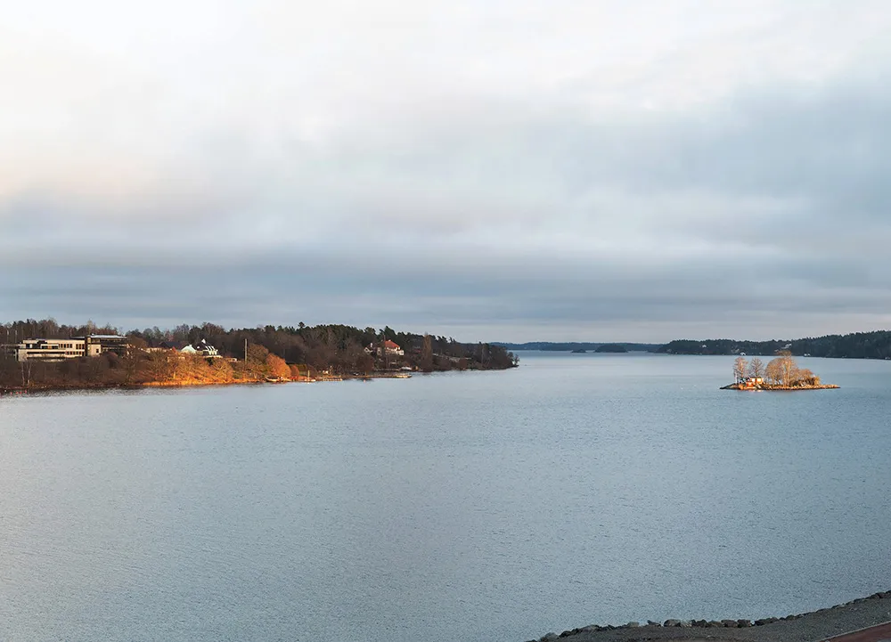 Spoglądając na morze z wysoka: penthouse na archipelagu w Stokholmie - Gallery image 27