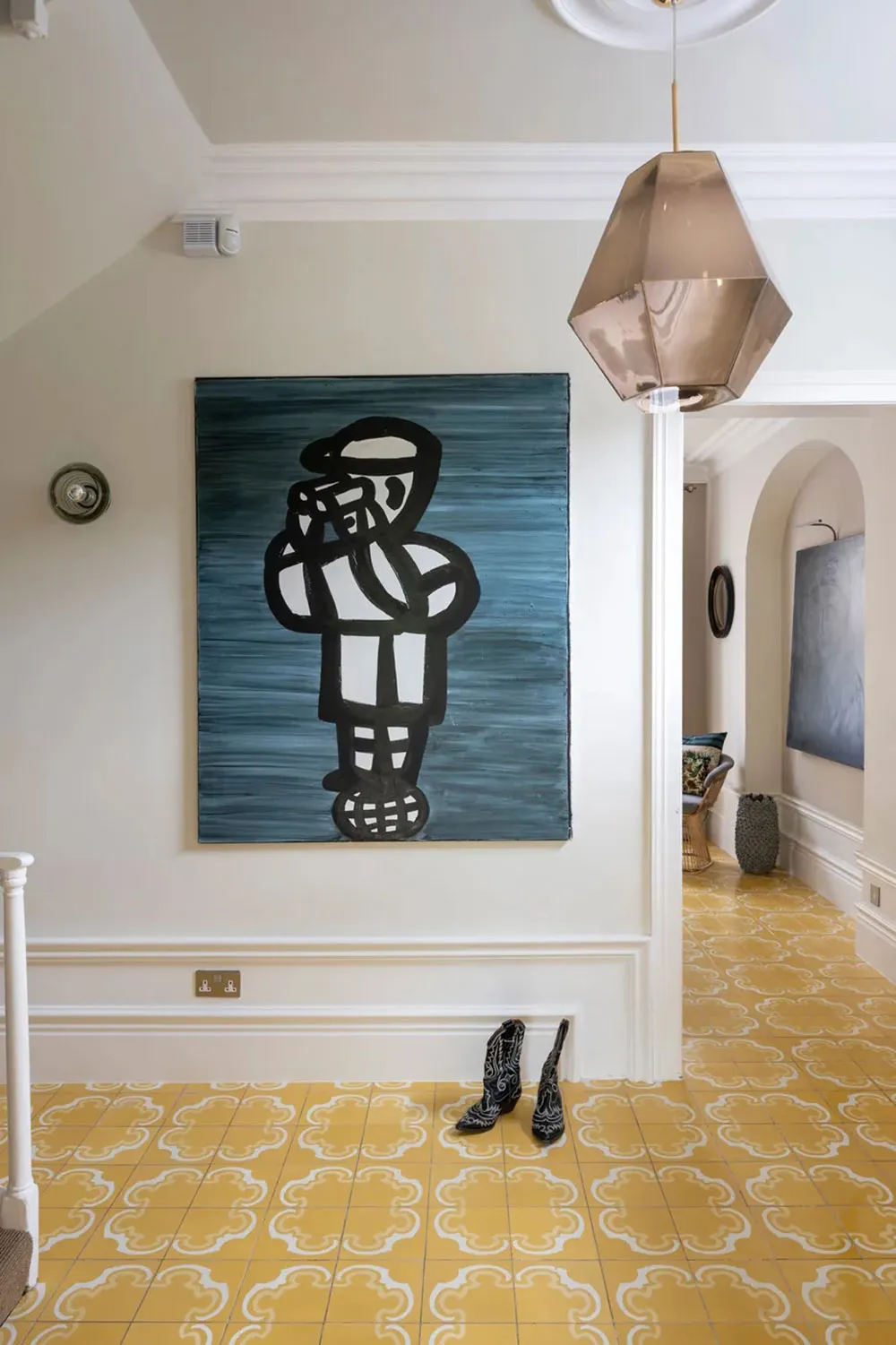 Art contemporain audacieux dans les intérieurs d'un taunhouse historique à Londres - Gallery image 9