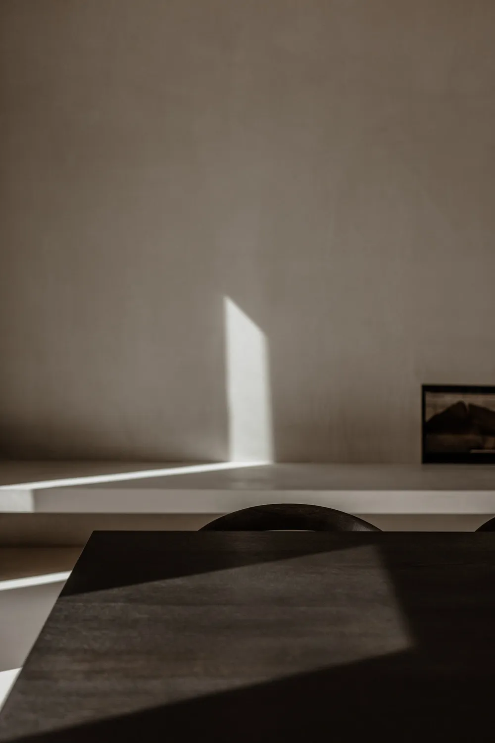 बर्लिन में अपार्टमेंट डिज़ाइन में प्राकृतिक एवं न्यूनतमवादी शैली  
(Natural and minimalistic design in apartment buildings in Berlin) - 18