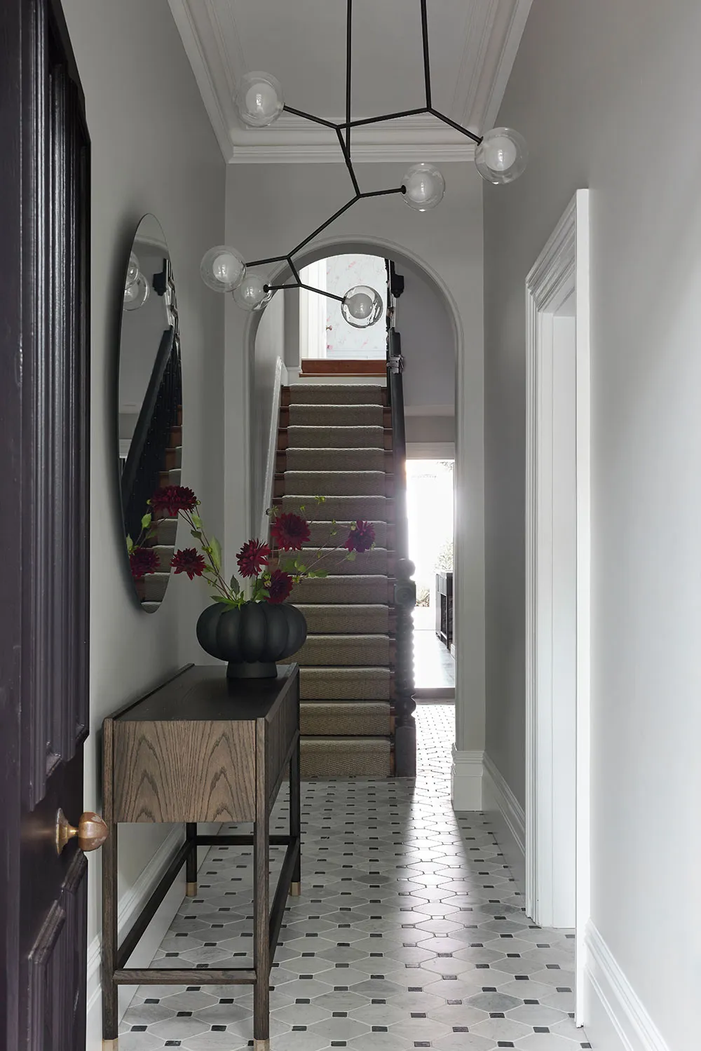 モダンでエレガント:シドニーにあるヴィクトリア朝様式の家の内装リフォーム - Gallery image 2