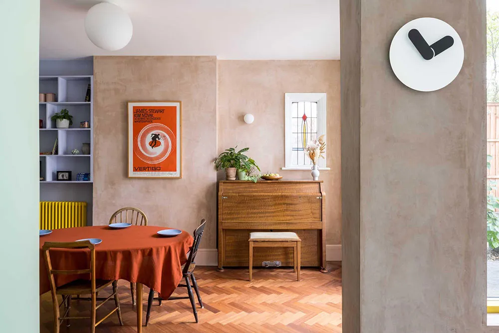 Kingdom of Pastel Tones in Interior Design of a Graphic Designer's Home in London - Gallery image 11