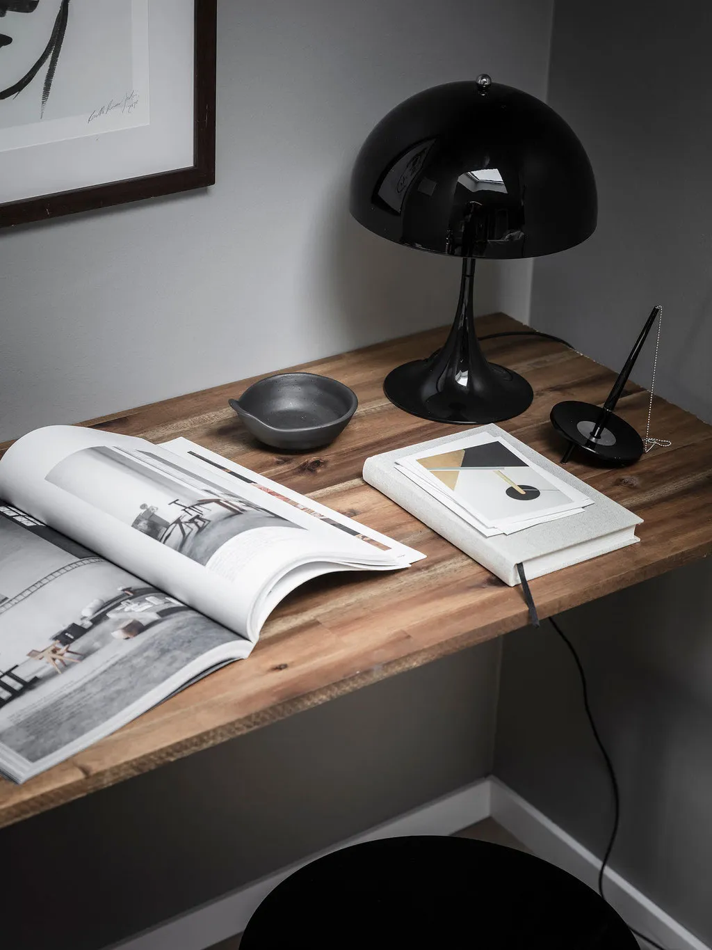 Pequeña suite de ático con tonos grises elegantes (35 m²) - Gallery image 14