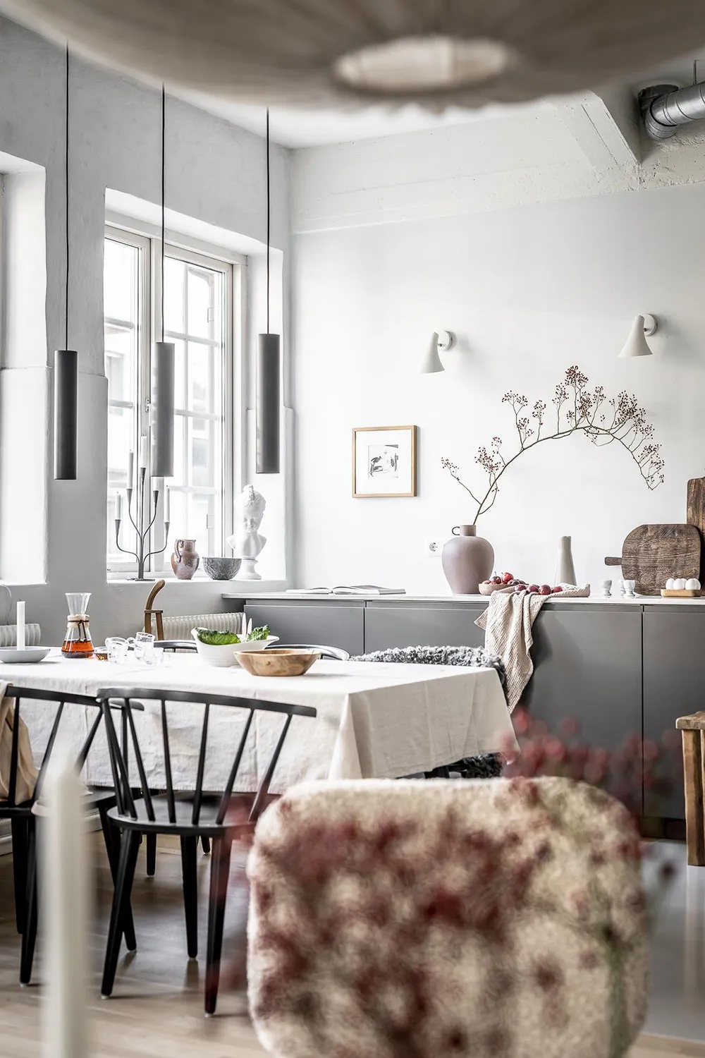 Світлий лофт у будівлі старої картонної фабрики в Гетеборзі (58 кв. м) - Gallery image 1