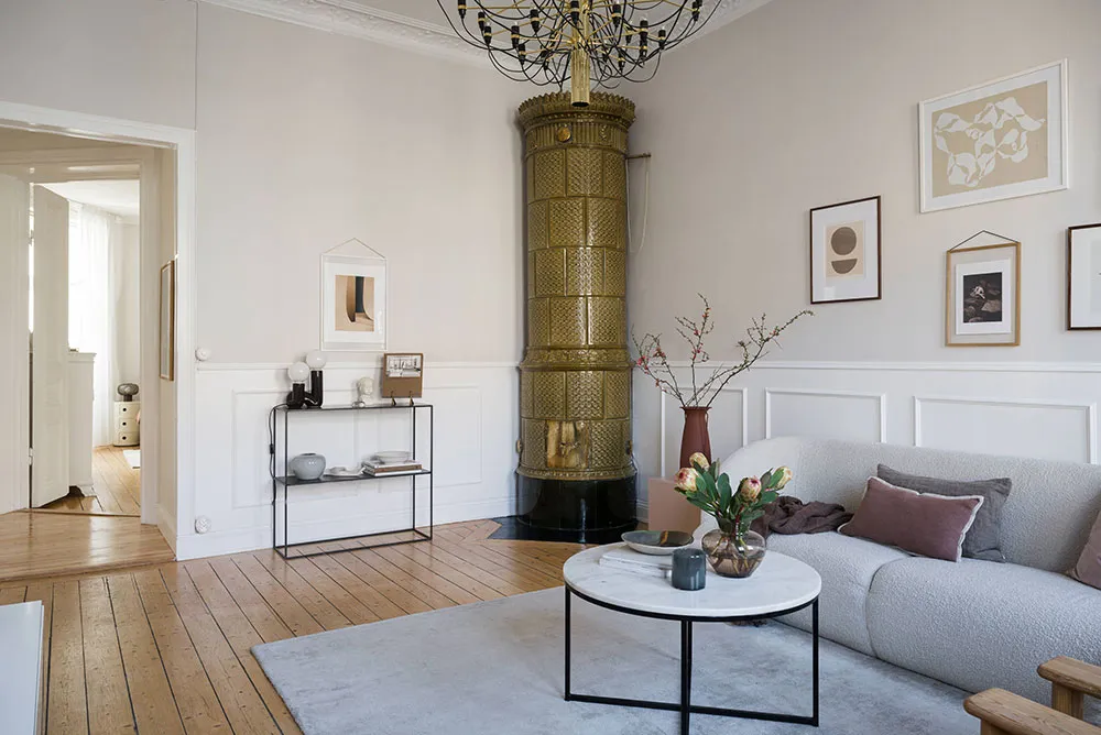 Просторные комнаты и спокойный элегантный дизайн: квартира в центре Стокгольма (108 кв. м) - Gallery image 3