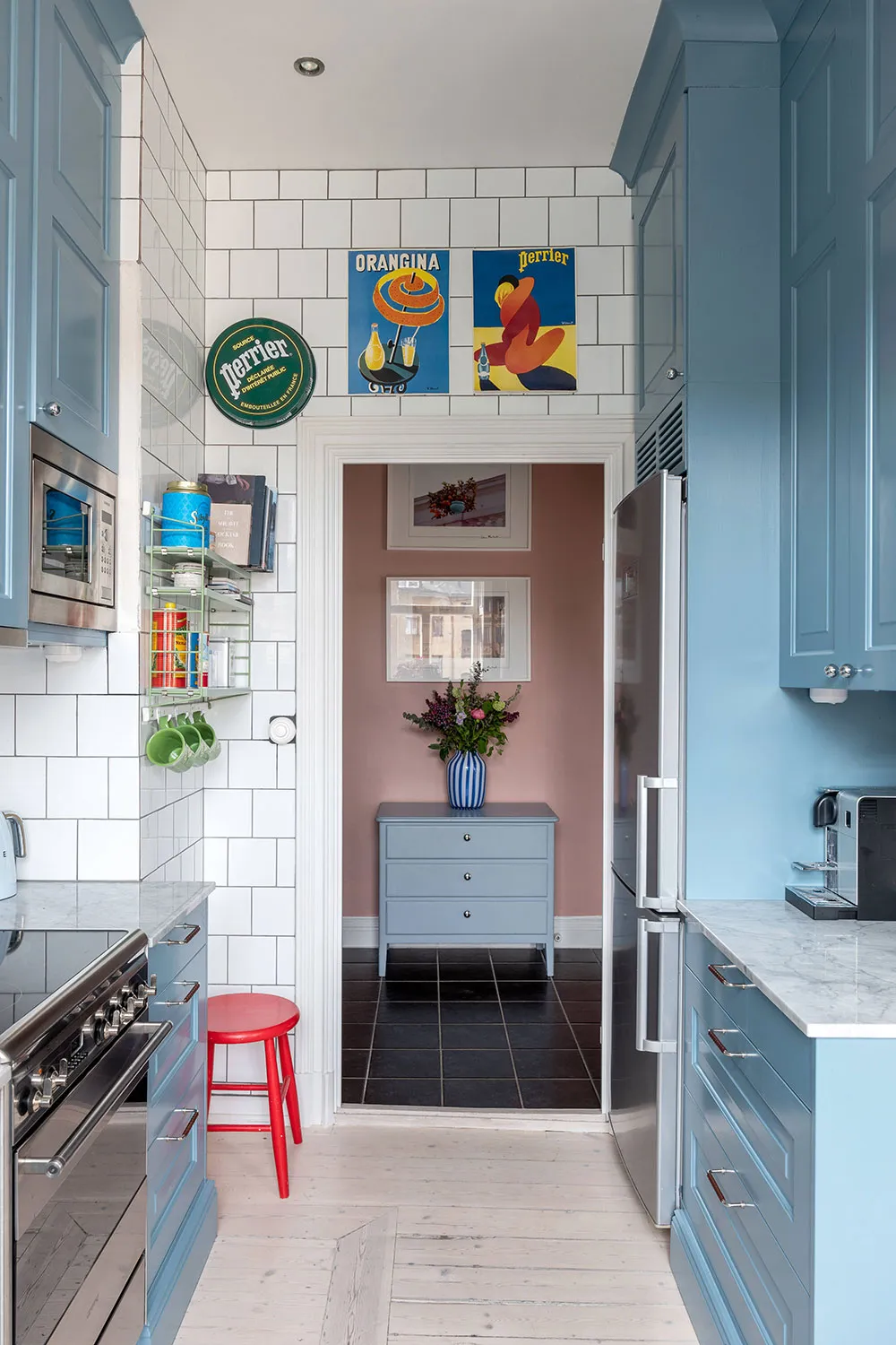 Blau- und hellgrüne Akzente: Fröhliche Wohnung in Stockholm (54 qm) - Gallery image 17