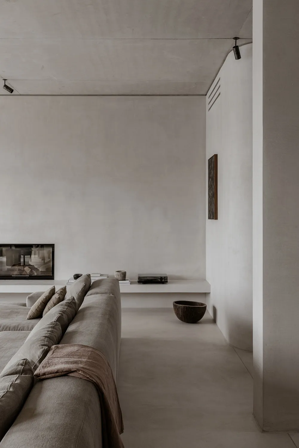 बर्लिन में अपार्टमेंट डिज़ाइन में प्राकृतिक एवं न्यूनतमवादी शैली  
(Natural and minimalistic design in apartment buildings in Berlin) - 3