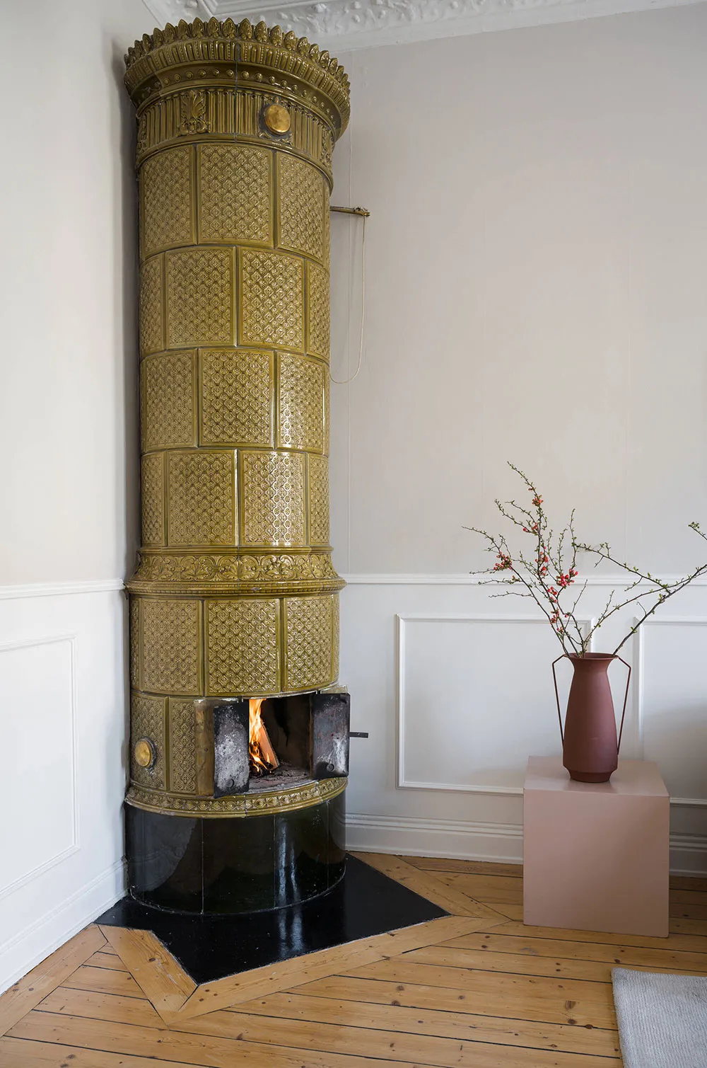 Просторные комнаты и спокойный элегантный дизайн: квартира в центре Стокгольма (108 кв. м) - Gallery image 4