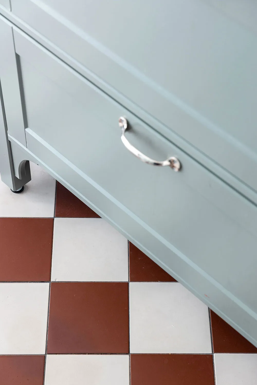 Blau- und hellgrüne Akzente: Fröhliche Wohnung in Stockholm (54 qm) - Gallery image 26