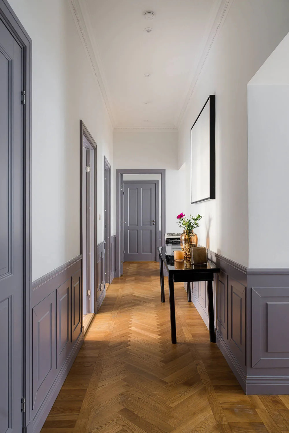 Planification ouverte et accents de couleur élégants : appartements à Stockholm - Gallery image 22