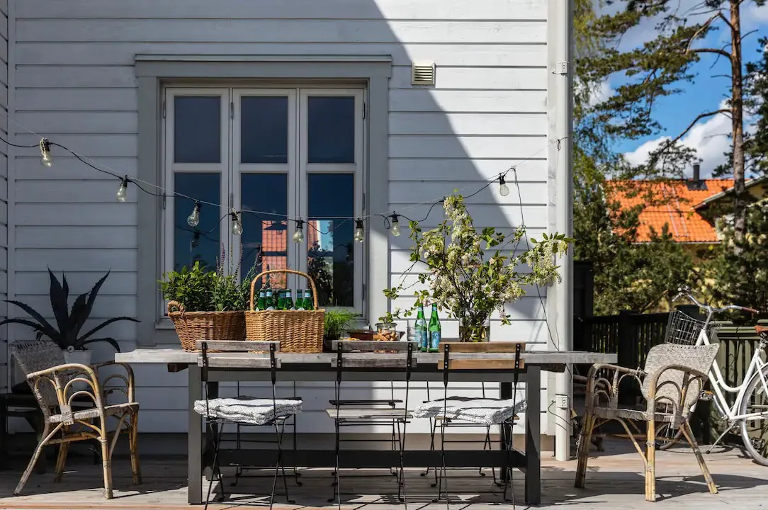 Анна с мужем построили коттедж в Швеции, который похож на 100-летний - Gallery image 18