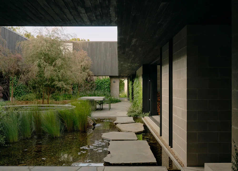 Сучасний будинок як доповнення до природи - Gallery image 11