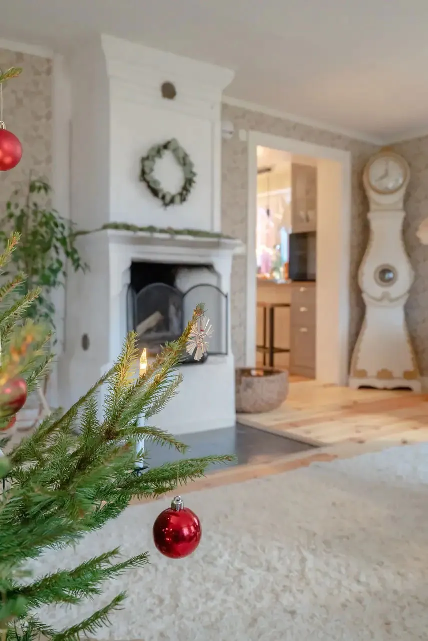 Alegre sencillez de una casa rural del siglo XVIII en Suecia - Gallery image 9