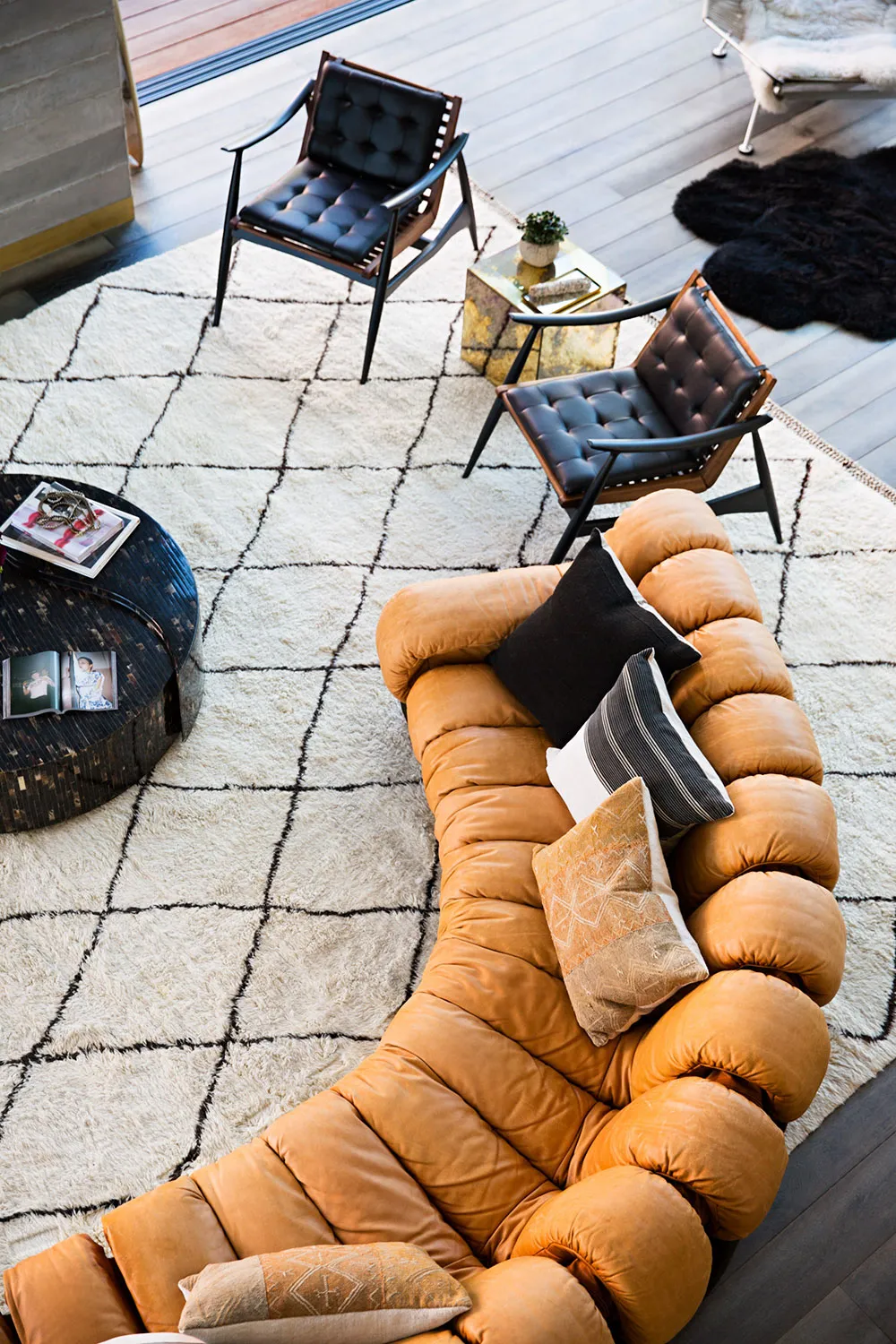 Bold Design for Life and Entertainment in Malibu - Gallery image 1