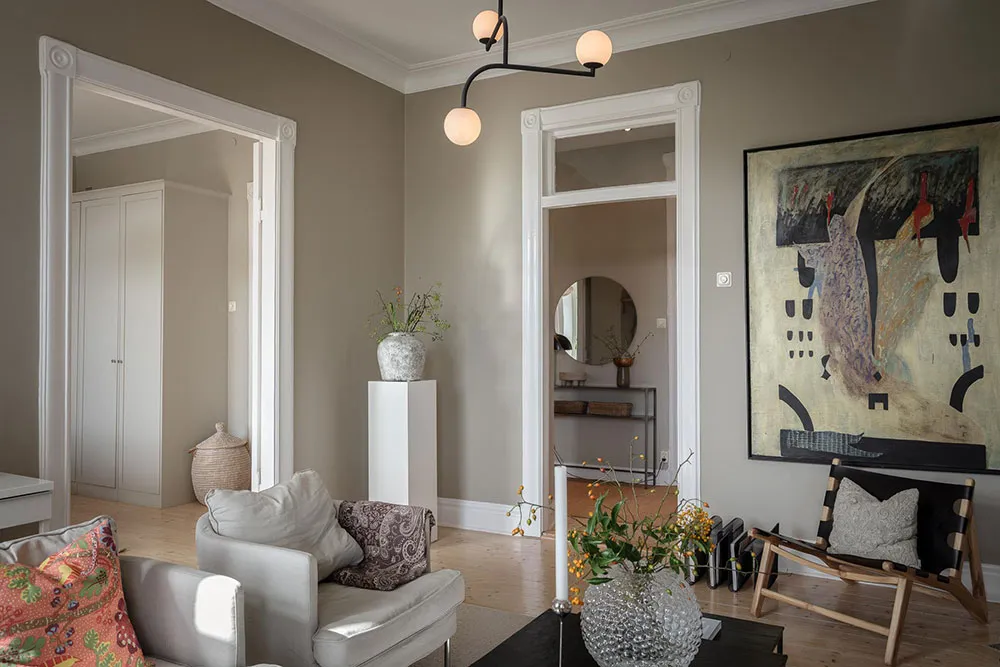 Тёплая и нежная квартира с камином в Швеции - Gallery image 15