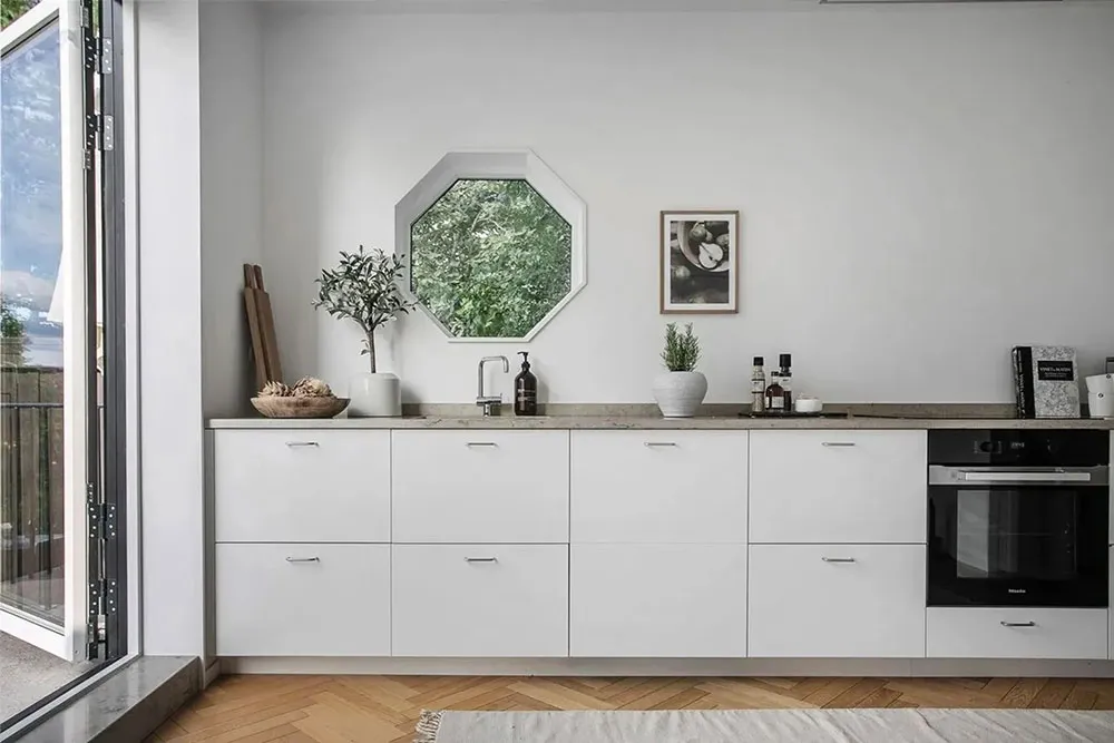 Rozkoszna nowoczesna willa u jeziora w Stokholmie - Gallery image 10