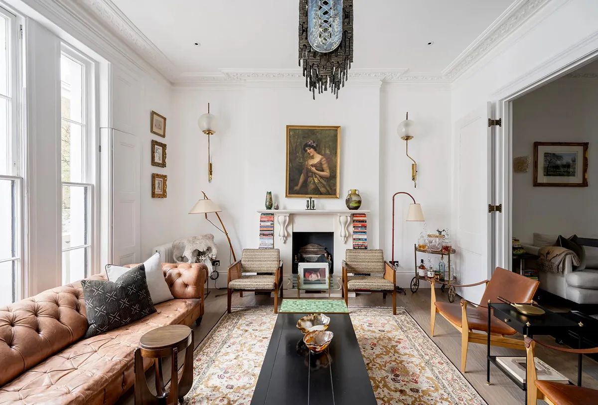 Белая квартира в Лондоне с декором, неподвластном времени - Gallery image 2