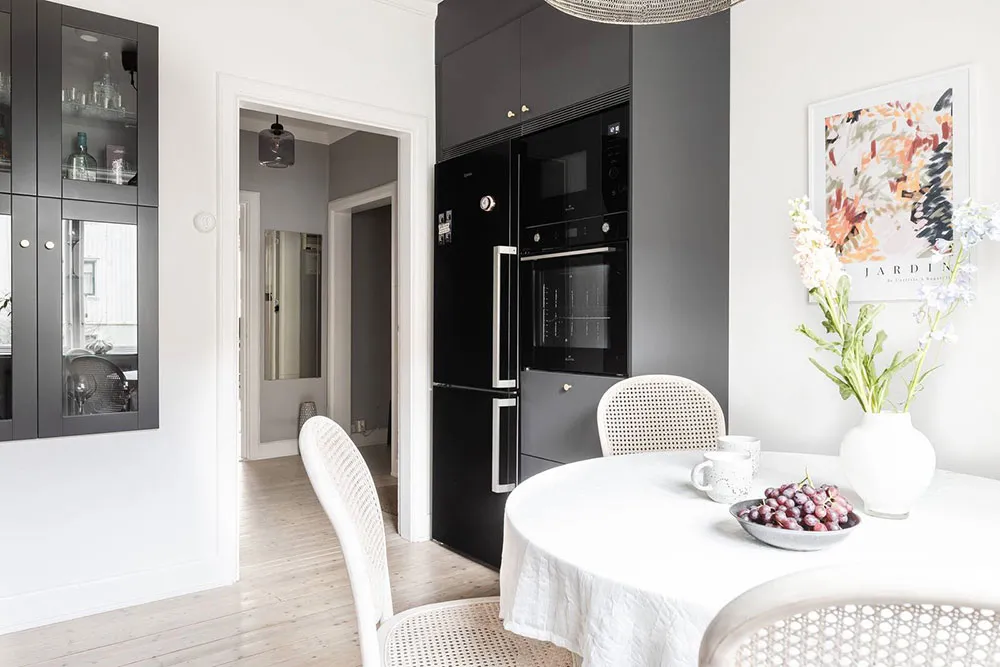 Для любителей серых стен: бюджетная квартира в Швеции (54 кв. м) - Gallery image 7