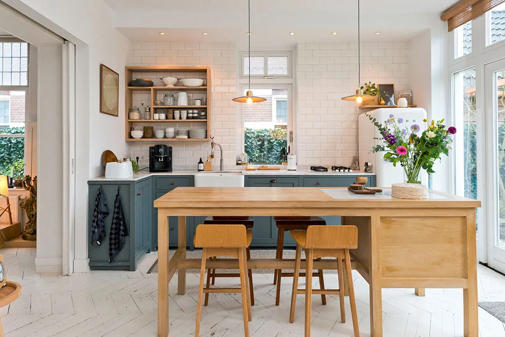 Cute Dutch Cottage with White Interiors - Gallery image 12