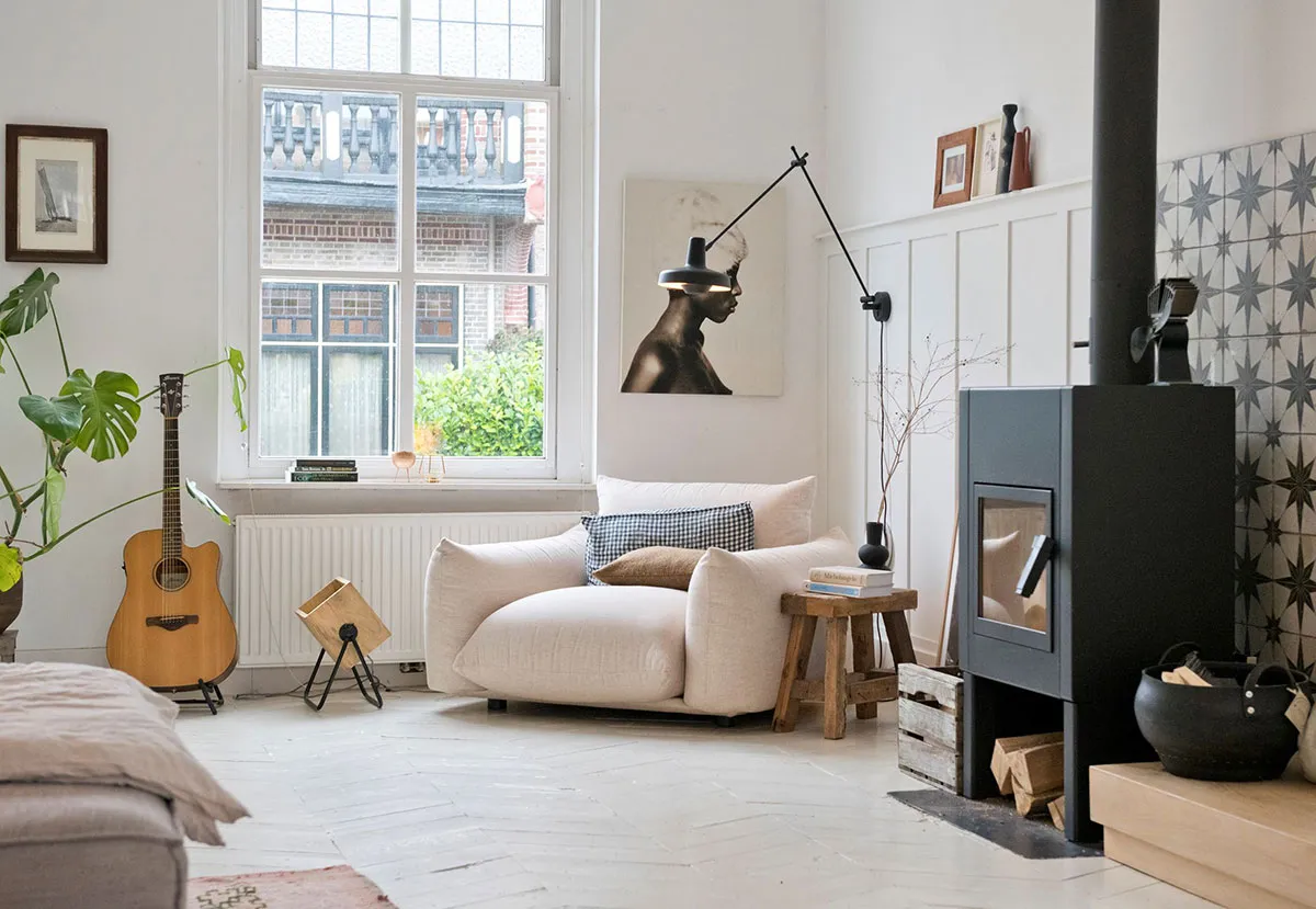 Cute Dutch Cottage with White Interiors - Gallery image 4