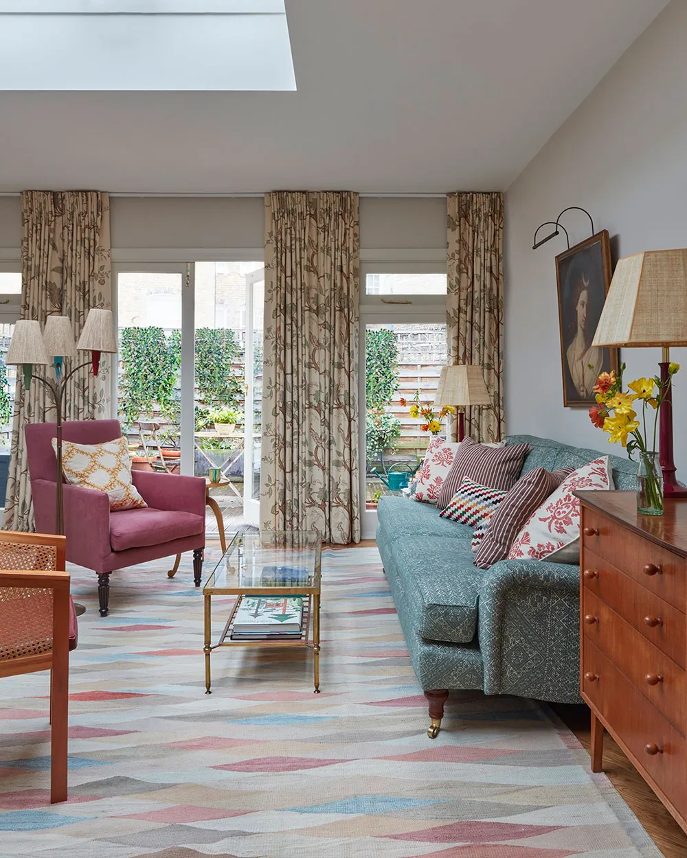 Жизнерадостные английские интерьеры от Kate Guinness - Gallery image 27