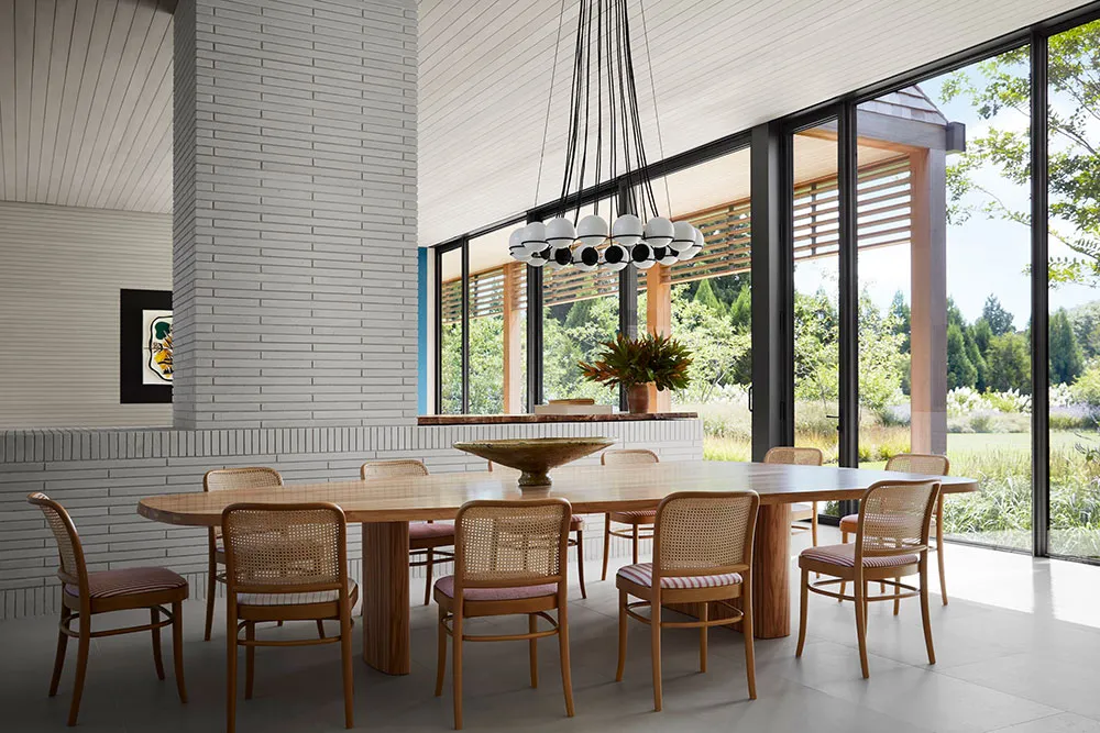 Un mélange audacieux de styles dans le design d'une maison familiale de vacances sur Long Island - Gallery image 5