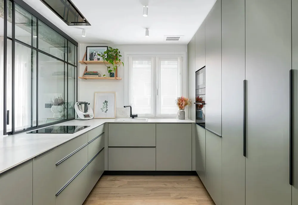 Beton i nowoczesna klasyczność: mieszkanie w Bilbao - Gallery image 6