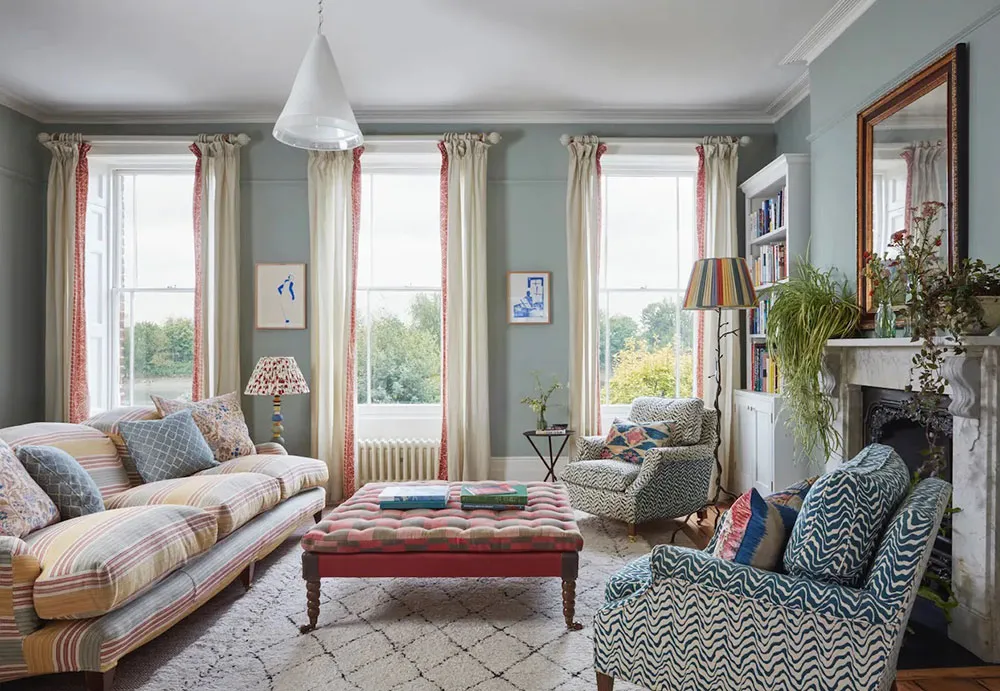 Beautiful Family House on the Riverbank in London - Gallery image 2